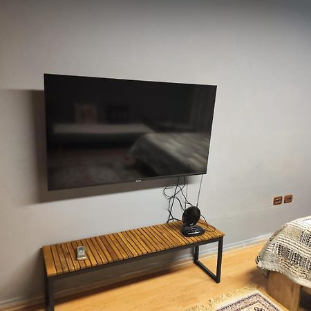 The Best Guesthouse In Тирана Экстерьер фото
